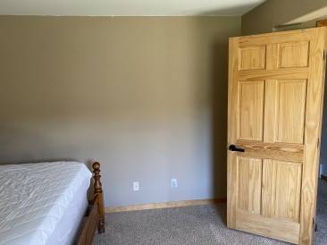 2022-08-31-House-Pic-before-renters-04-Grand-Canyon.JPG