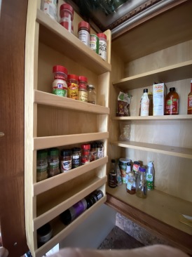 2022-09-08-House-Pic-before-renters-42-Kitchen.JPG