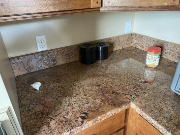 2022-09-08-House-Pic-before-renters-46-Kitchen.JPG