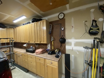 2022-09-08-House-Pic-before-renters-67-Garage.JPG