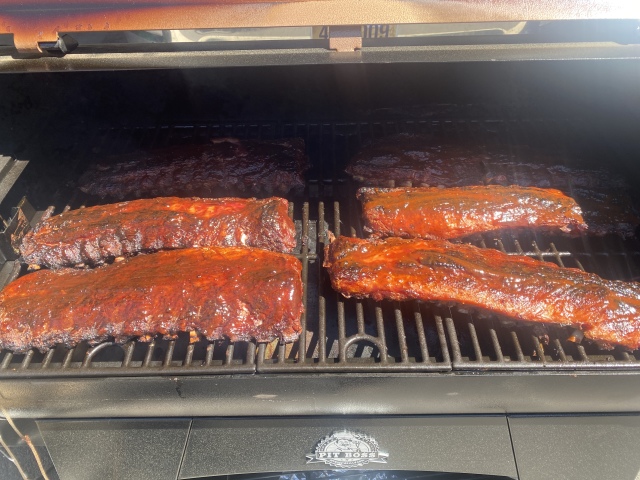 2022/08(August)/Colorado/640x480_2022-09-04-Colorado-04-Ribs.JPG