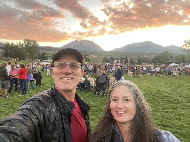 2022/08(August)/Colorado/800x600_2022-09-02-Colorado-02-Rainbow-Park-Travis-Suzi.JPG
