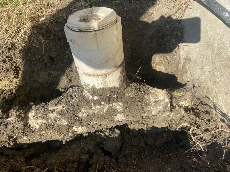2022-09-21-Hutto-Broken-Sewer-line-08.JPG