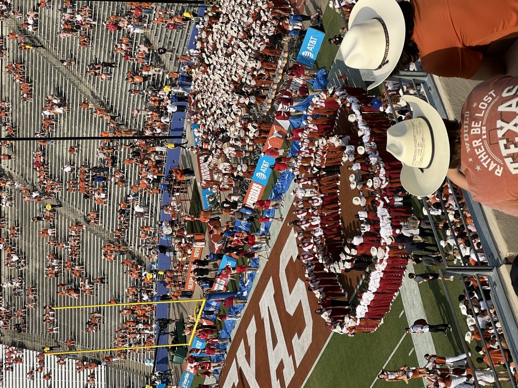 2022-10-08-UT-Longhorn-Football-OU-49to0-03.JPG