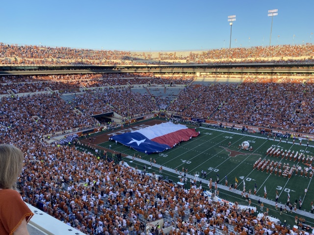 2022-10-01-UT-Longhorn-Football-27.JPG