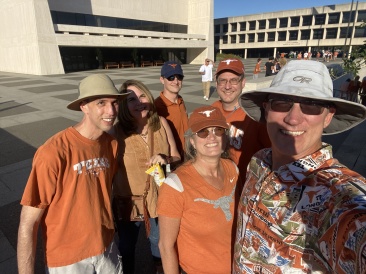 2022-10-01-UT-Longhorn-Football-24-Travis-Suzi-Stan-Vava-Steve-Bill.JPG