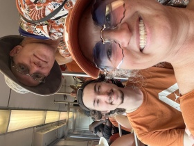 2022-10-08-UT-Longhorn-Football-OU-49to0-25-Dax-Travis-Suzi.JPG