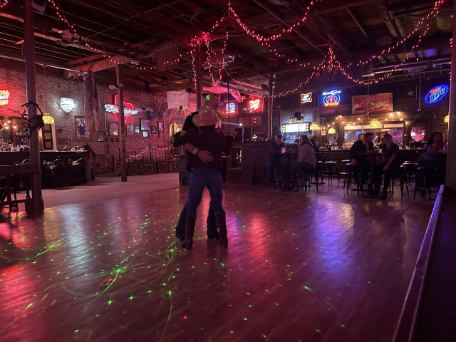 2022-10-29-Coupland-Dance-Hall-1-Mike-Graciela.JPG