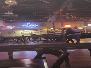 2022-10-29-2-stepping-Coupland-Dancehall-Travis-Suzi.png