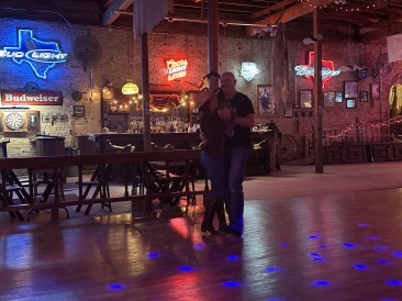 2022-10-29-Coupland-Dance-Hall-3-Mike-Graciela.JPG