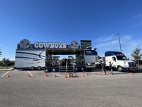 2022/10(October)/Cowboys-trailer/2022-10-02-Cowboys-01.JPG