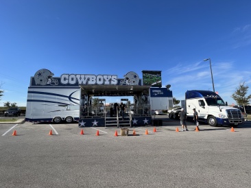 2022-10-02-Cowboys-01.JPG
