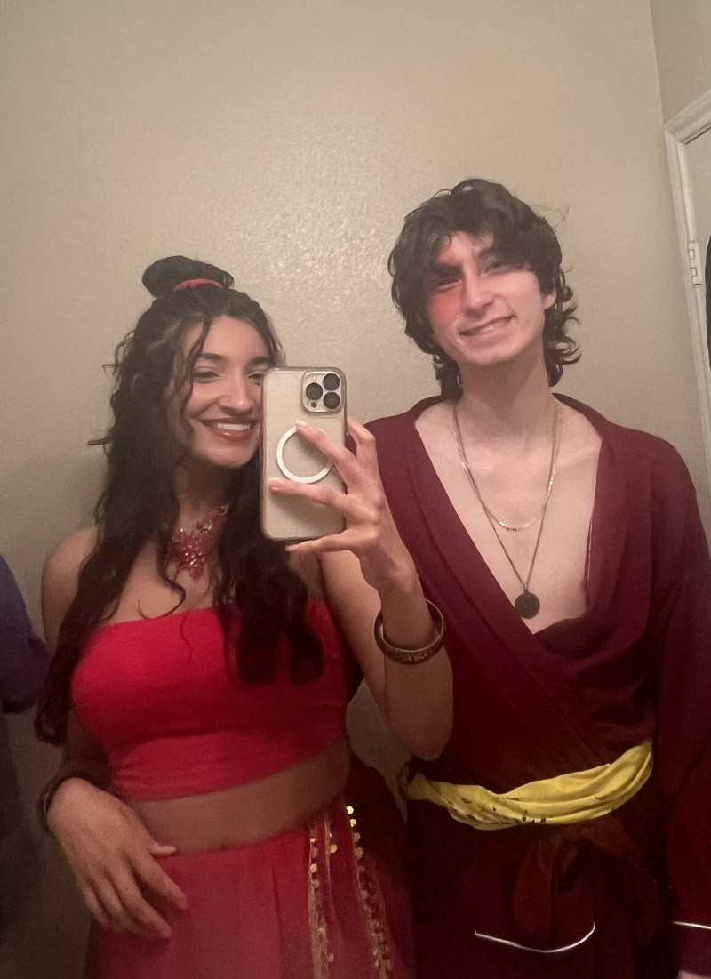 2022-10-29-Halloween-02-Dax-Aditi.jpg