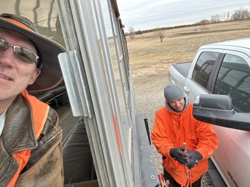 2022-11-07-SouthDakota-Pheasant-Hunting-15-Dead-battery-in-truck-Travis-Josh.JPG