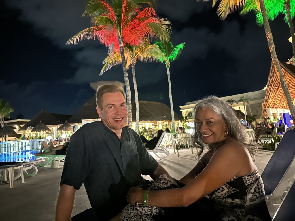 2022-12-01-Cancun-with-Friends-43-Ben-Kavita-GOOD.JPG