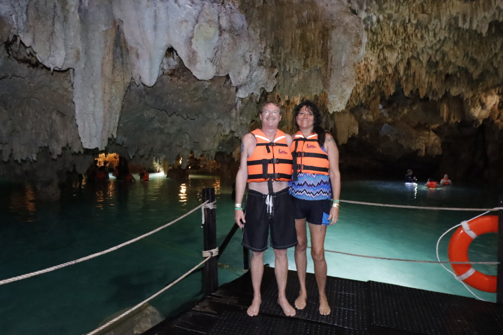 2022/12(December)/Cancun-Mexico/1024x768_2022-12-02-Cancun-with-Friends-109-Cenotes-Doug-Kiffin.jpg