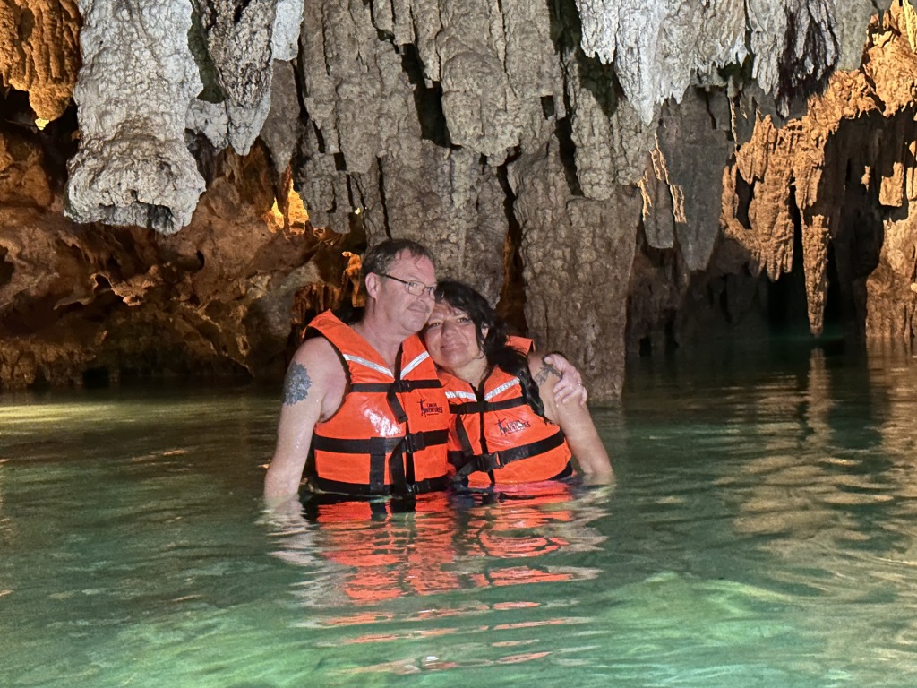 2022/12(December)/Cancun-Mexico/1024x768_2022-12-02-Cancun-with-Friends-80-Cenotes-Doug-Kiffin.JPG