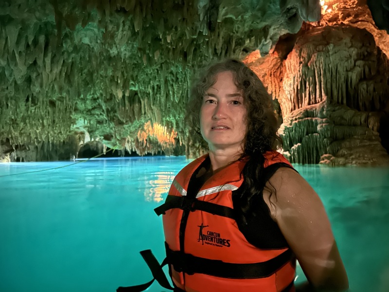 2022/12(December)/Cancun-Mexico/800x600_2022-12-02-Cancun-with-Friends-86-Cenotes-Suzi.JPG