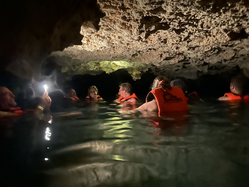 2022/12(December)/Cancun-Mexico/800x600_2022-12-02-Cancun-with-Friends-92-Cenotes-Travis-Doug.JPG