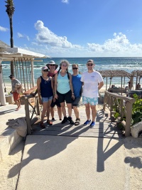 2022-11-30-Cancun-with-Friends-20-Kavita-Travis-Suzi-Ben-Ren.JPG