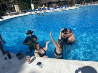 2022-12-01-Cancun-with-Friends-34-Ben-Marci-Suzi-Kiffin-Doug.JPG