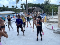 2022-12-02-Cancun-with-Friends-192-zoomba-Kavita.JPG