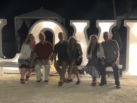 2022-12-02-Cancun-with-Friends-197-Marci-Ren-Ben-Kavita-Suzi-Travis-LOVE-sign.JPG