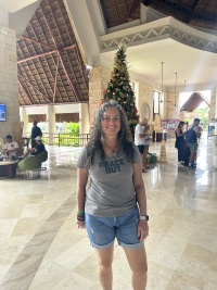 2022-12-03-Cancun-with-Friends-202-Suzi.JPG