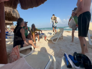 2022-12-05-Cancun-with-Friends-216-Beach-Video.png