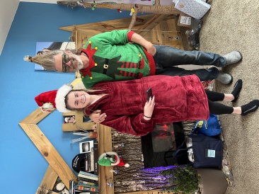 2022-12-24-Christmas-11-Whoville-Kyla-Justin.JPG