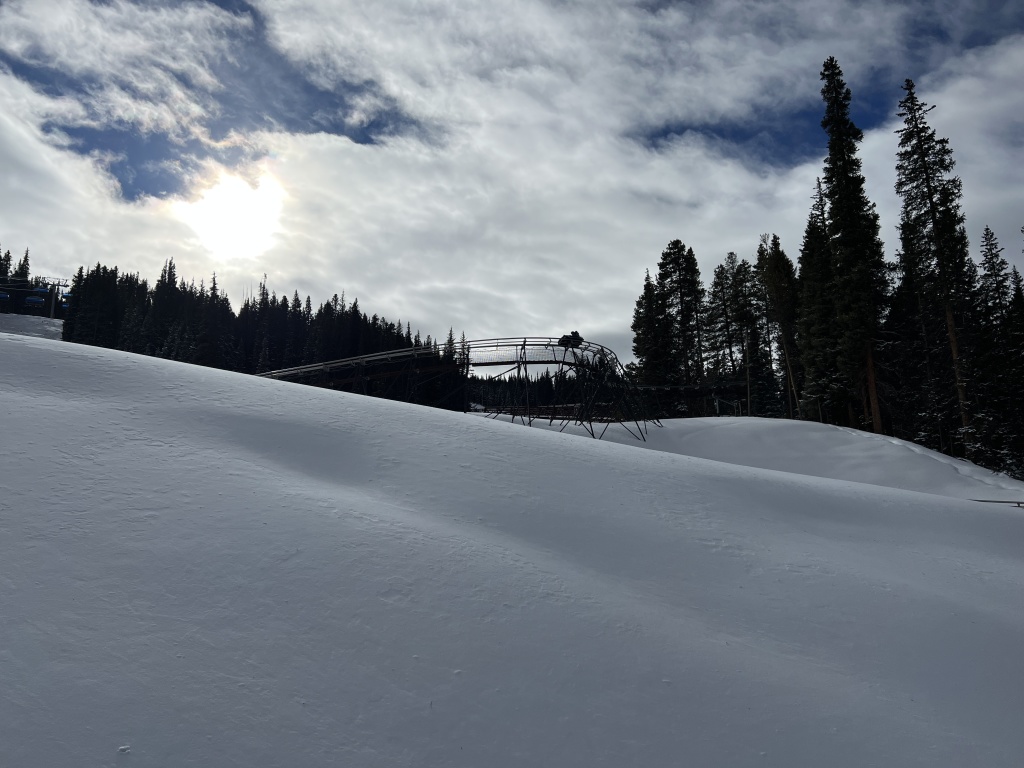 2022/12(December)/Colorado/1024x768_2022-12-23-62-Aditi-rollercoaster.JPG