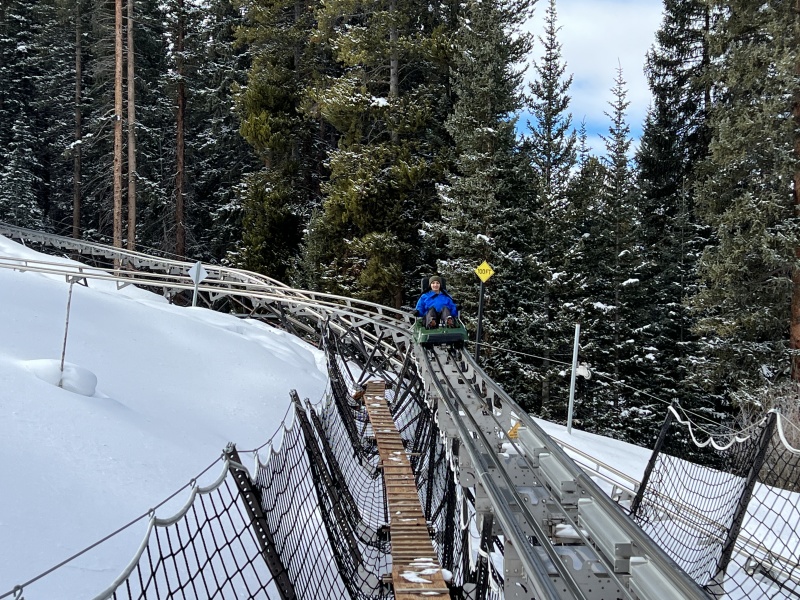 2022/12(December)/Colorado/800x600_2022-12-23-66-Aditi-rollercoaster.JPG