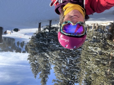 2022-12-18-26-Skiing-Suzi.JPG