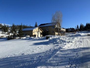 2022-12-18-27-Skiing.JPG
