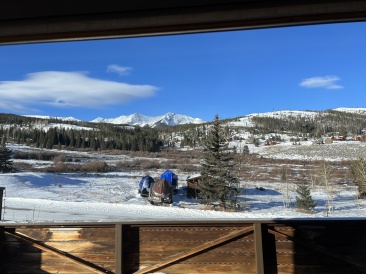 2022-12-18-31-Skiing.JPG
