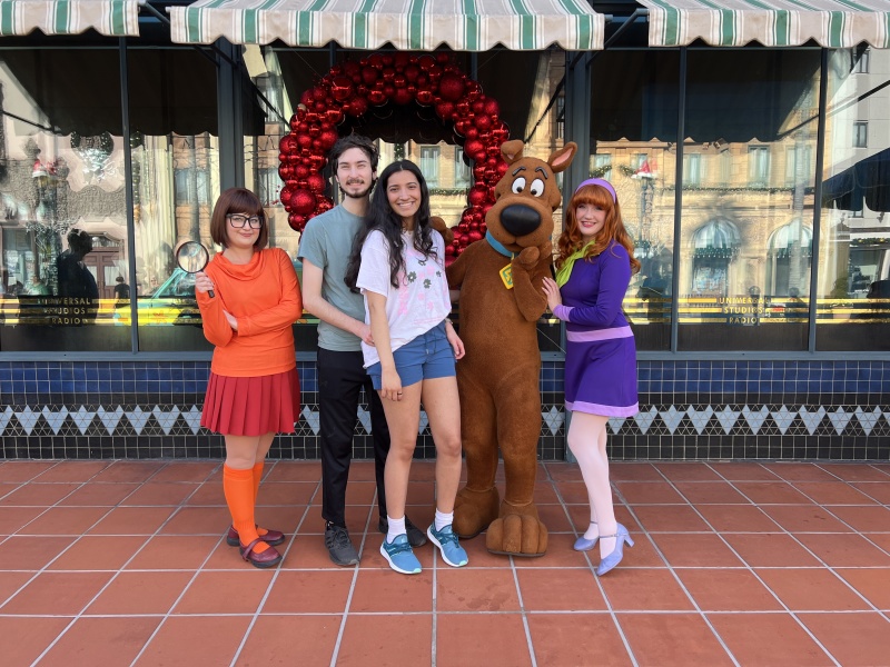 2022/12(December)/Disney-with-Dax-Aditi/800x600_2022-12-14-Disney-12-Themla-Dax-Aditi-Daphne.JPG