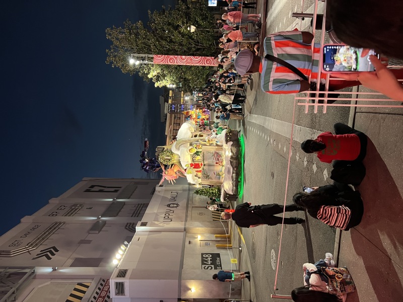 2022/12(December)/Disney-with-Dax-Aditi/800x600_2022-12-14-Disney-19.JPG