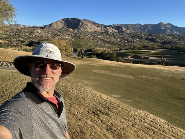2022/12(December)/VA-SAVD-Tucson-AZ/640x480_2022-12-10-VA-SAVD-Tucson-AZ-07-Golfing-Travis.JPG
