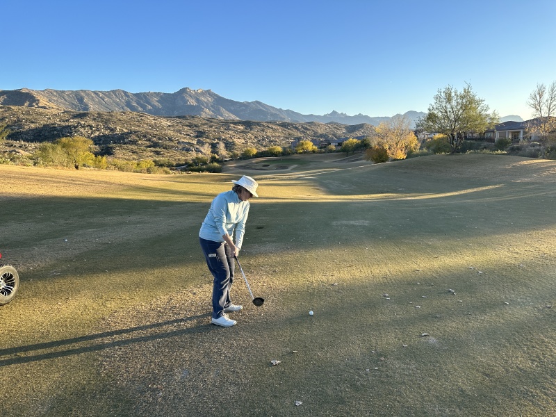 2022/12(December)/VA-SAVD-Tucson-AZ/800x600_2022-12-10-VA-SAVD-Tucson-AZ-09-Golfing-Janeen.JPG