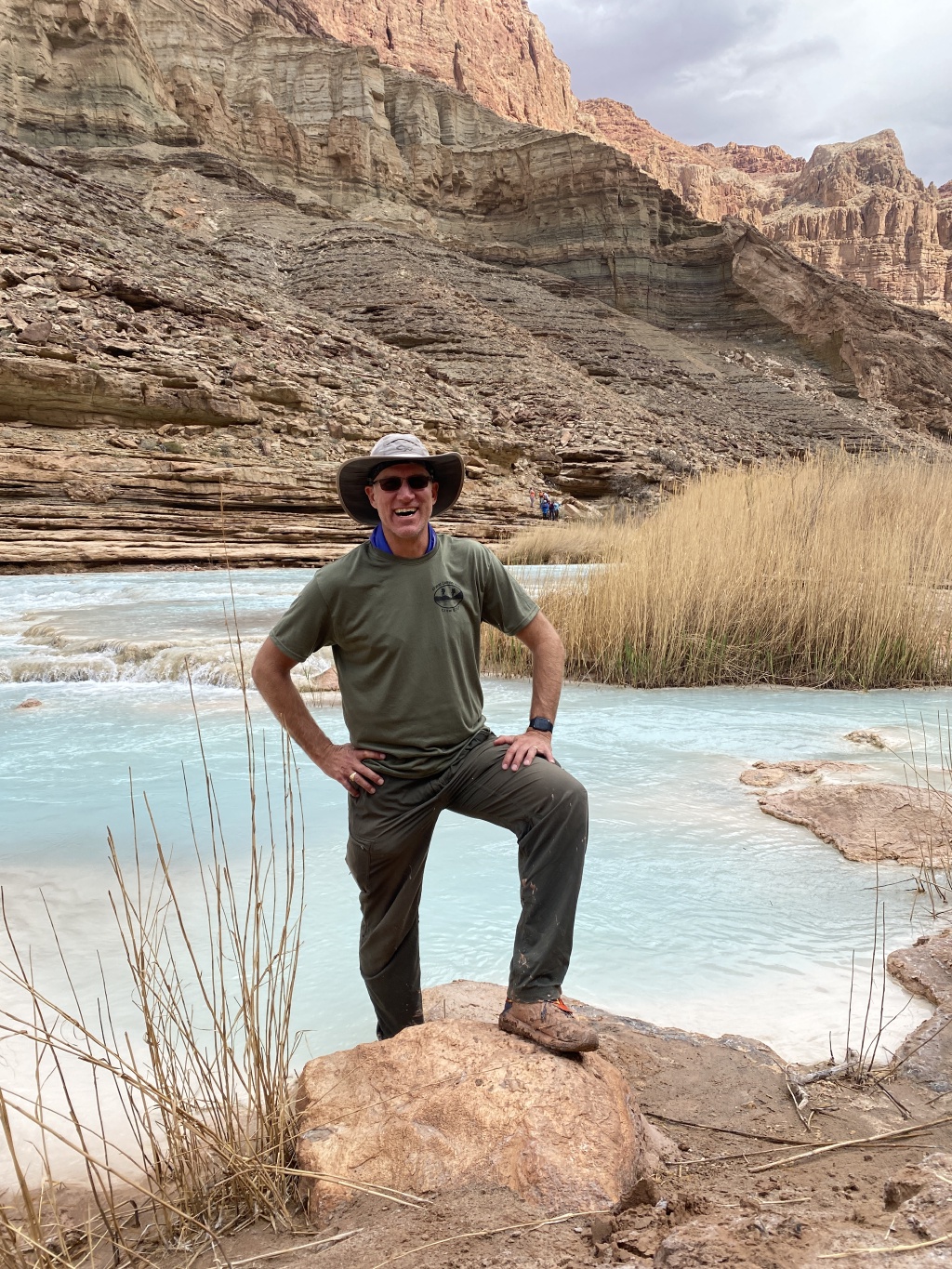 2022-03-16-Grand-Canyon-159-Travis-muddy-shoes-GOOD.JPG