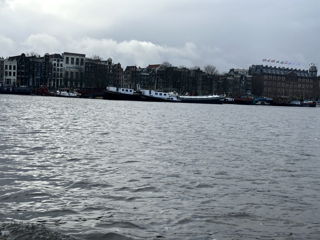 2023-01-26-Amsterdam-055-canal-boat-tour.JPG