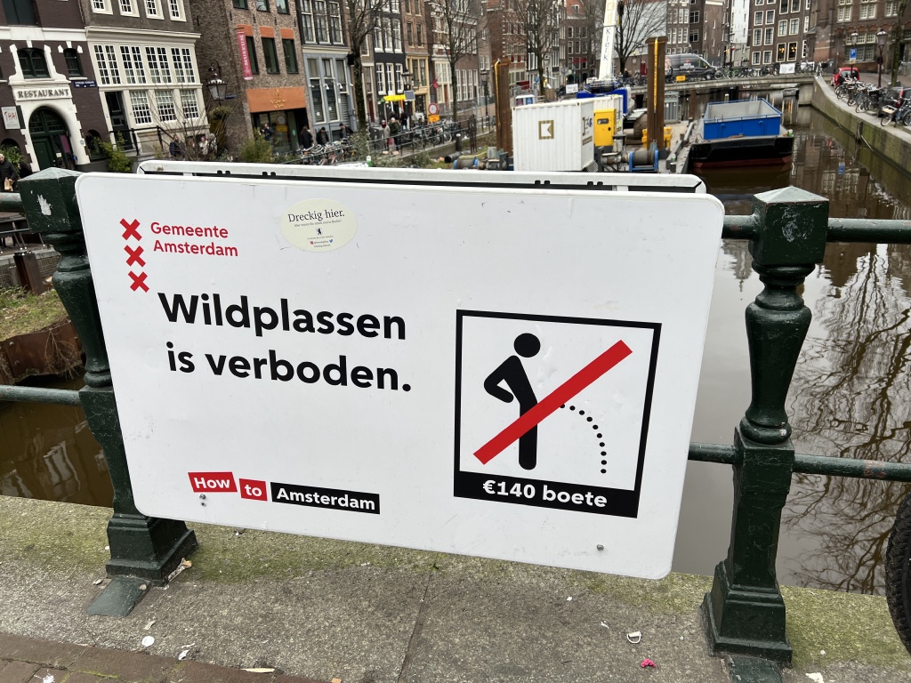 2023/01(January)/Amsterdam/1024x768_2023-01-27-Amsterdam-149-no-pee-here.JPG