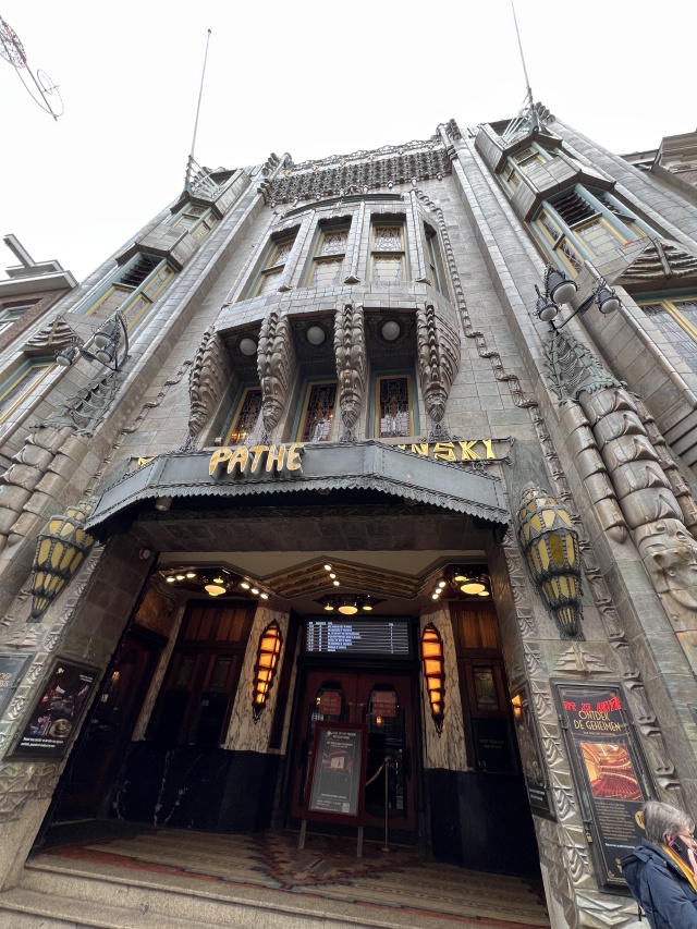 2023-01-26-Amsterdam-022-Theater-Tuschinski-Pathe.JPG