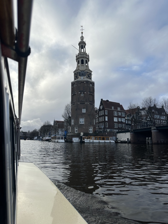 2023/01(January)/Amsterdam/640x480_2023-01-26-Amsterdam-059-canal-boat-tour.JPG