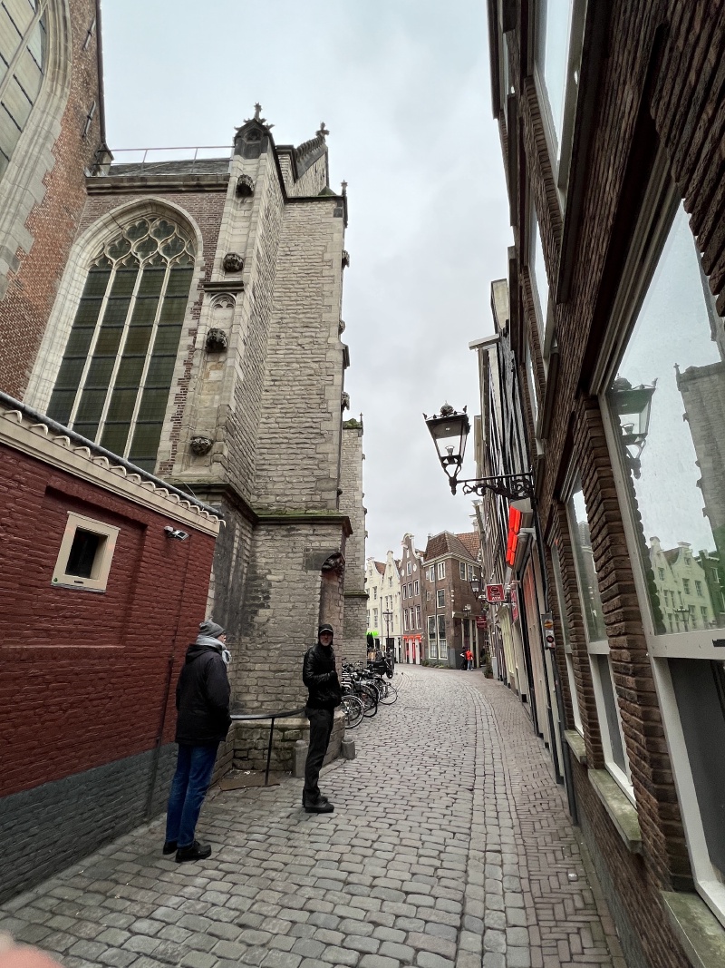 2023-01-27-Amsterdam-152-Red-Light-District-James-Travis.JPG