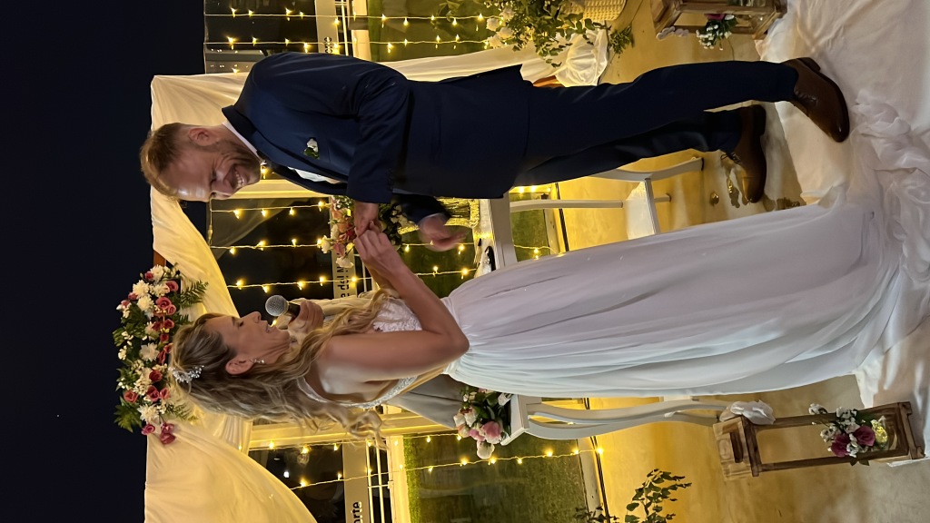 2023/01(January)/Argentina-Adriana-Leo-Wedding/1024x768_2023-01-07-Argentina-Adriana-Wedding-112-Leo.JPG