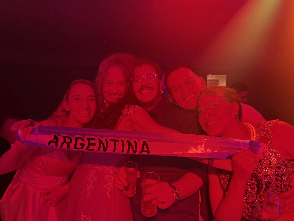 2023/01(January)/Argentina-Adriana-Leo-Wedding/1024x768_2023-01-08-Argentina-Adriana-Wedding-143-Lucila-Suzi.JPG