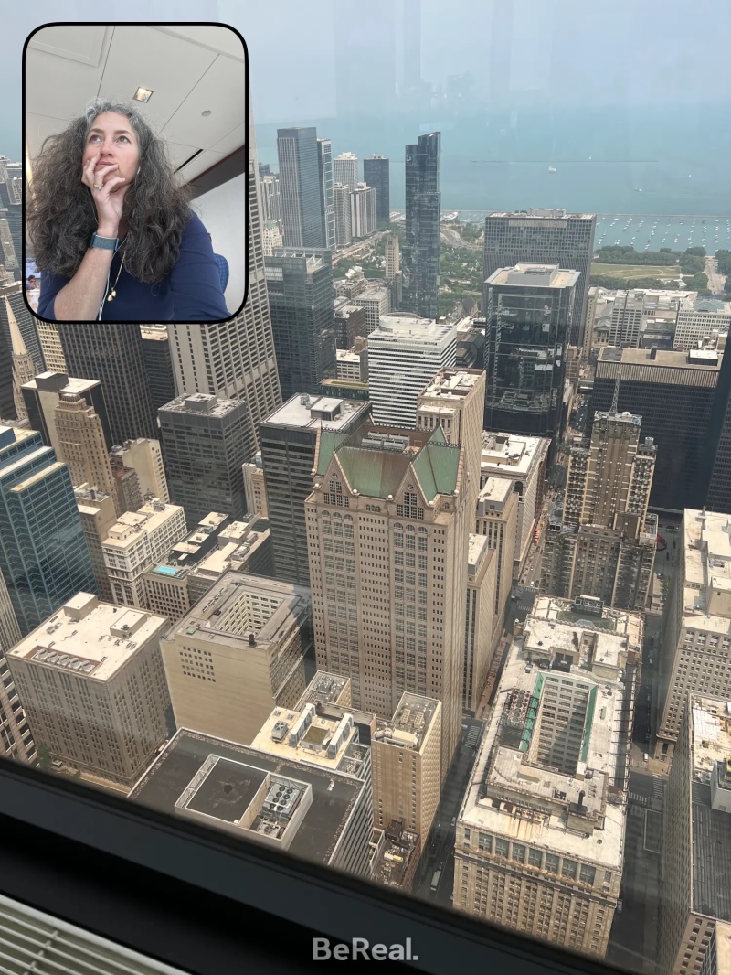 2023/01(January)/BeReal/800x600_2023-BeReal-Suzi-05-Chicago.JPG