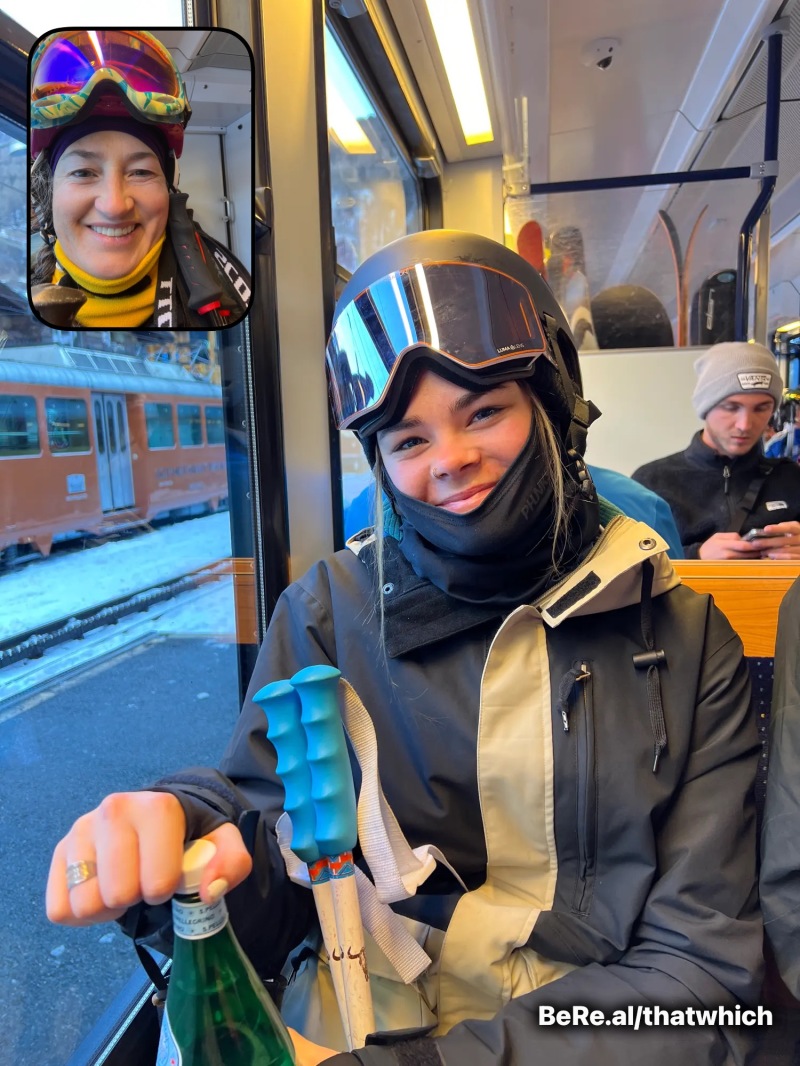 2023/01(January)/BeReal/800x600_2023-BeReal-Suzi-18-Zermatt-Kyla.JPG