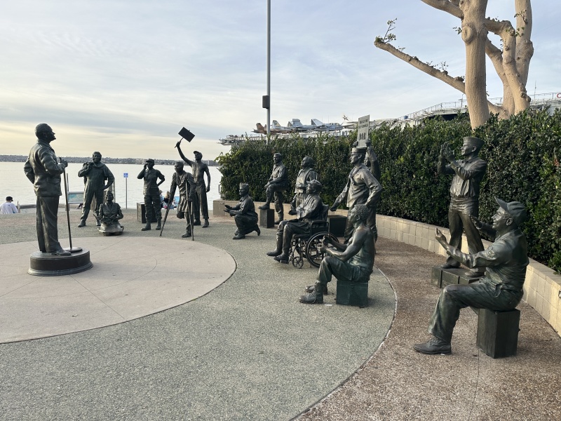 2023/01(January)/VA-SAVD-SanDiego-CA/800x600_2023-01-12-VA-SAVD-San-Diego-01-Midaway-Bob-Hope.JPG